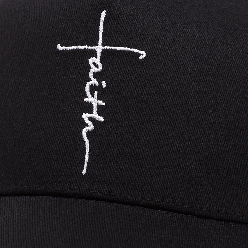 Cross Embroidery Slight Curved - Trucker Cap Mesh recension och pris